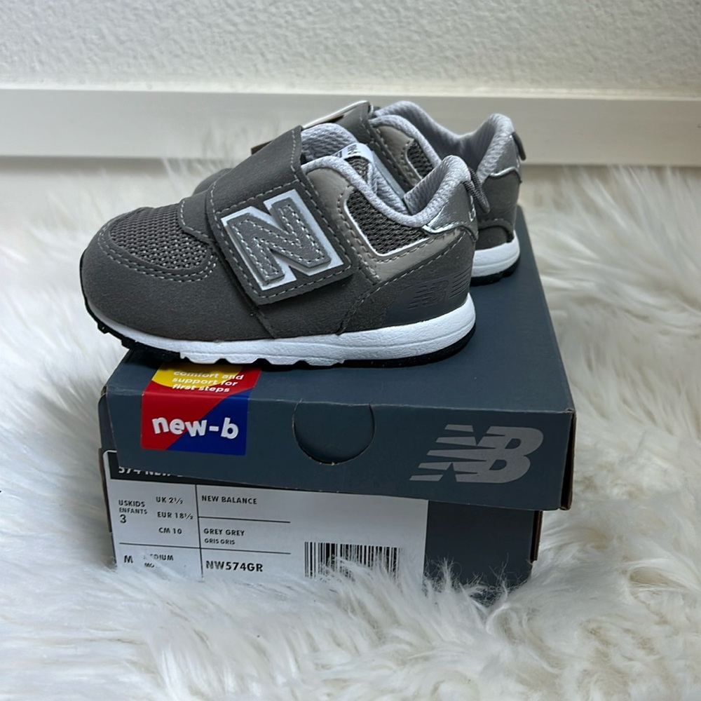 New balance 574-Newborn shoes color Grey brand new with tag.
